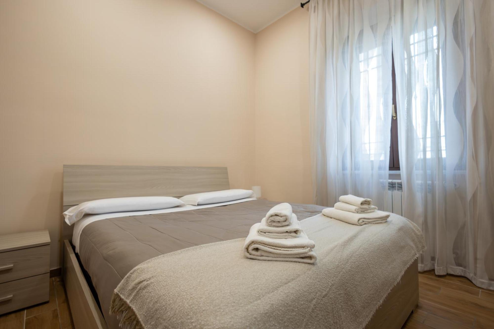 Casa Vacanze Alla Maison Fiumicino Eksteriør billede